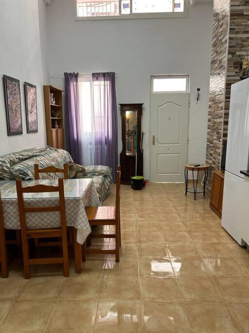 La Plaza Apartment Malaga Exterior photo
